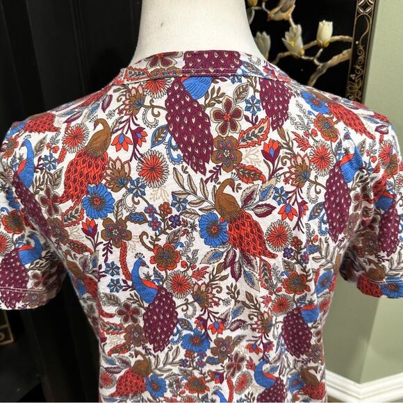 LOFT Boho Peacock Print T-Shirt Size Small - Picture 6 of 9